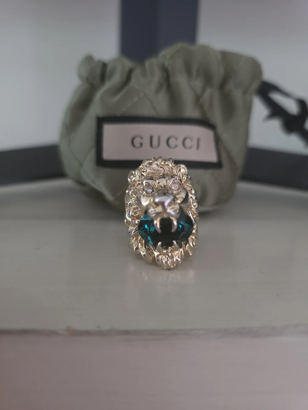 Gucci Lion Head Ring Synthetic Green Emerald Gemstone